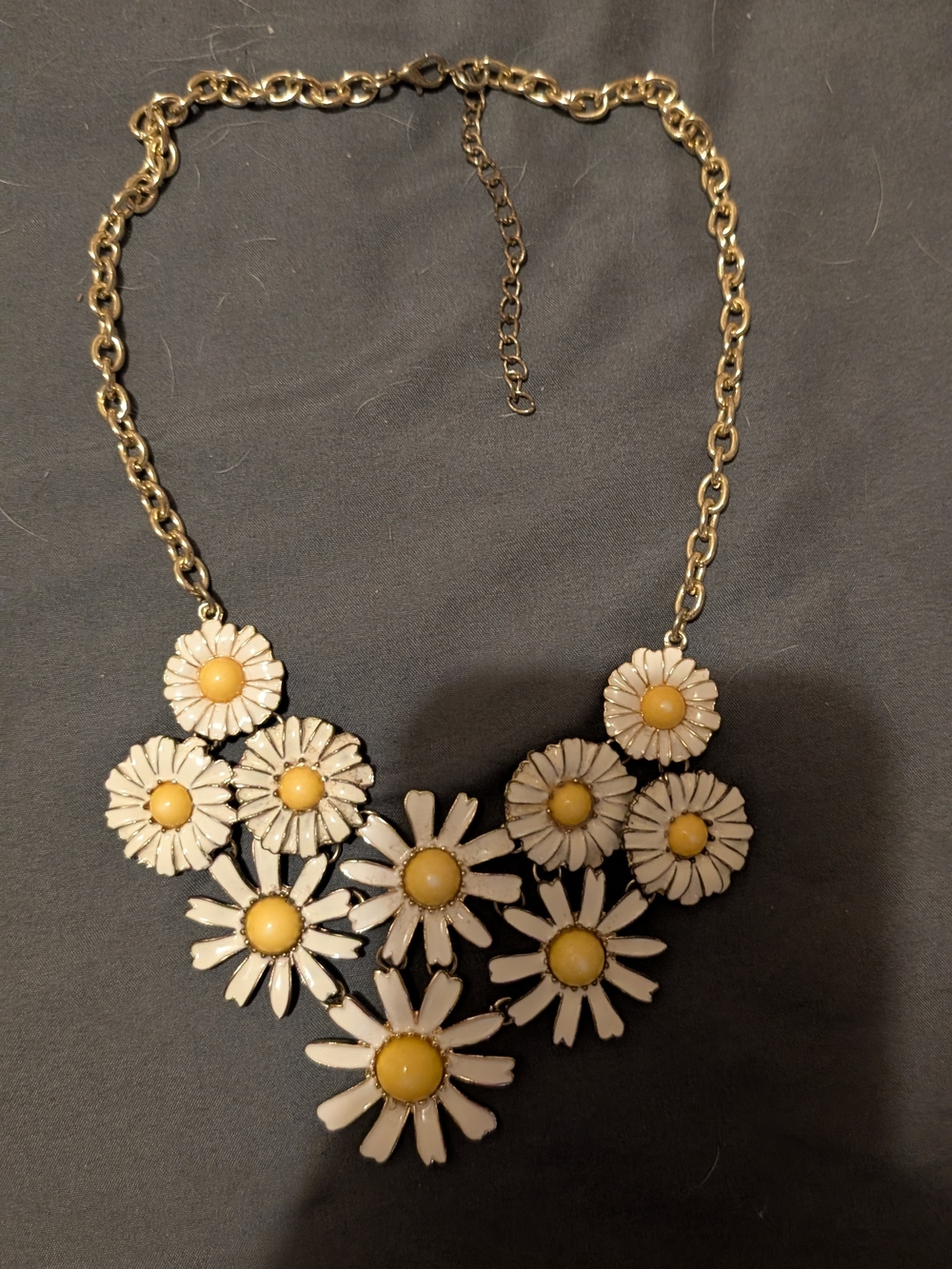 Vintage Enamel White and Yellow Daisy Chunky Statement Necklace - Women Jewelry